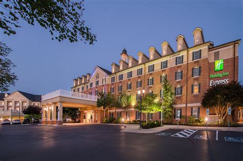 hotels near la salle university|Hotels near De la Salle University .